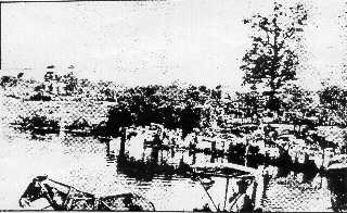 baptize.jpg (16829 bytes)